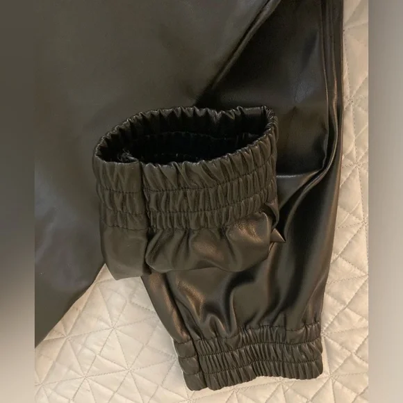 DOLLHOUSE Black Poly LEATHER-Look Pants Size Medium Stretch Waistband 28”W Sexy! - Picture 4 of 7